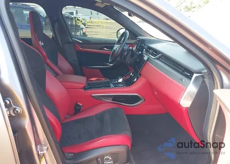 2022 Jaguar F-Pace Svr P550 Awd Automatic z USA, uszkodzony, nr VIN SADCZ2EE8NA693828